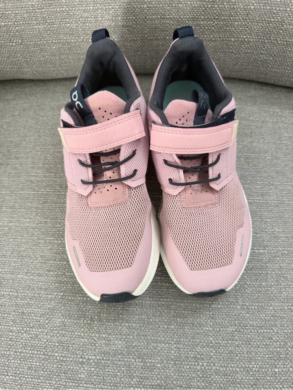 On Kids' Pink Mesh Sneakers with Hook-and-Loop Strap